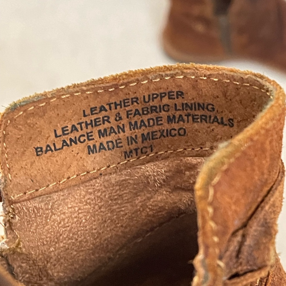 BORN brown leather booties - Picture 7 of 8
